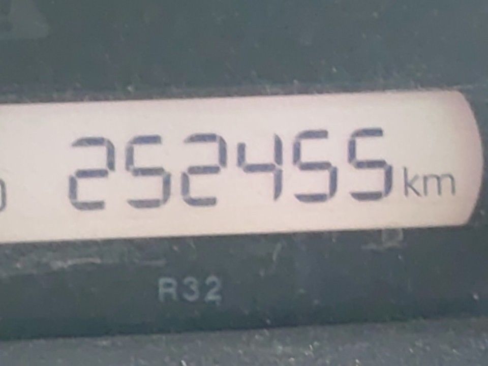 2015 Toyota Noah auction photo 10