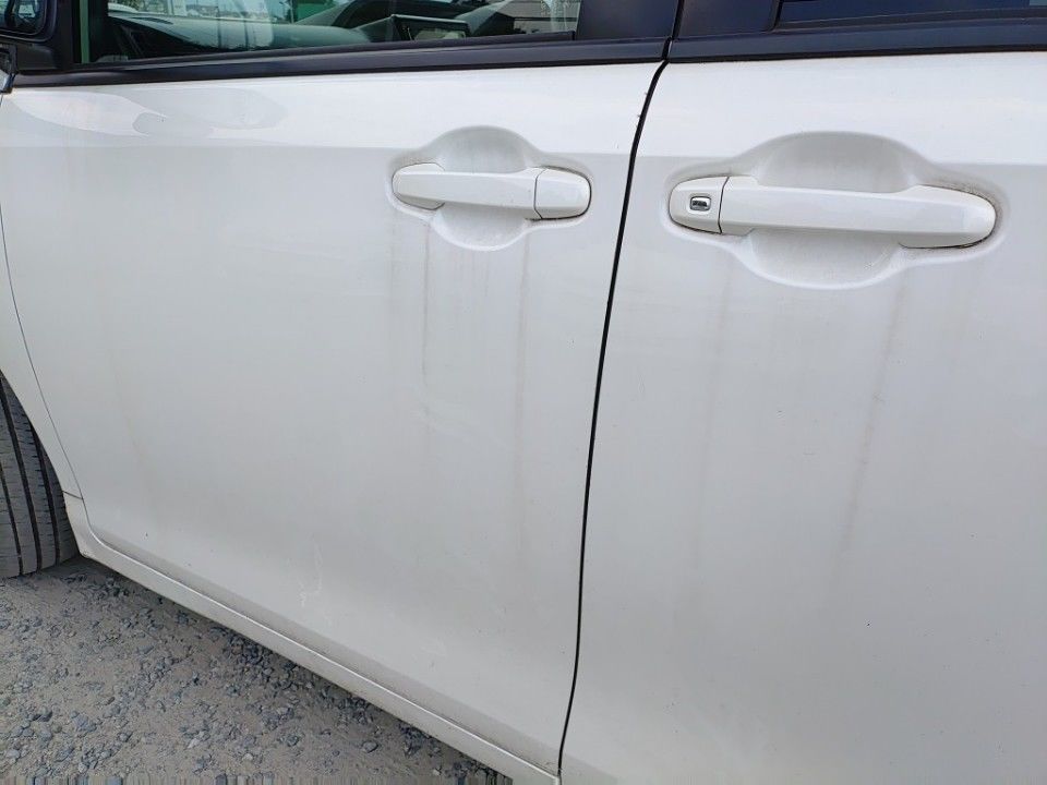 2015 Toyota Noah auction photo 33