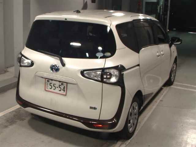 2015 Toyota Sienta ハイブリッドX auction photo 5