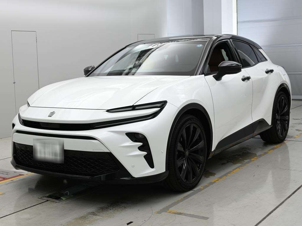 2025 Toyota Crown Sport Z 4WD Japan auction vehicle