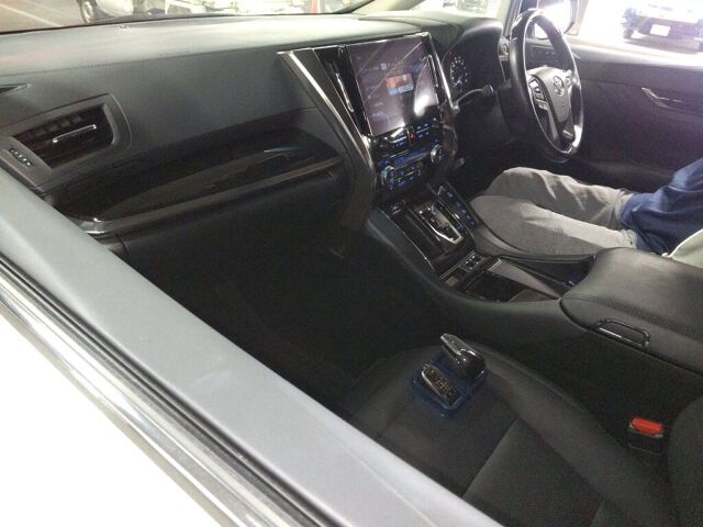 2021 Toyota Alphard SR Cパッケージ 4WD auction photo 3