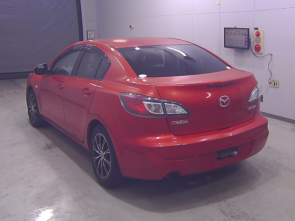 2010 Mazda アクセラ SED 15C auction photo 5