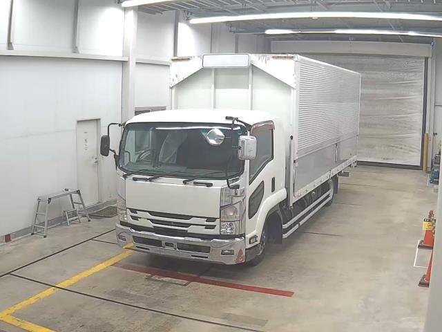 2014 Isuzu Forward ウィング Japan auction vehicle