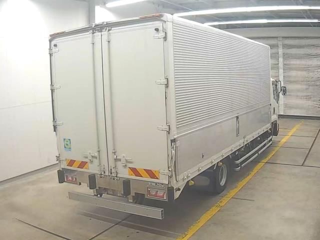 2014 Isuzu Forward ウィング auction photo 2