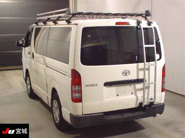 2016 Toyota Hiace DX auction photo 2