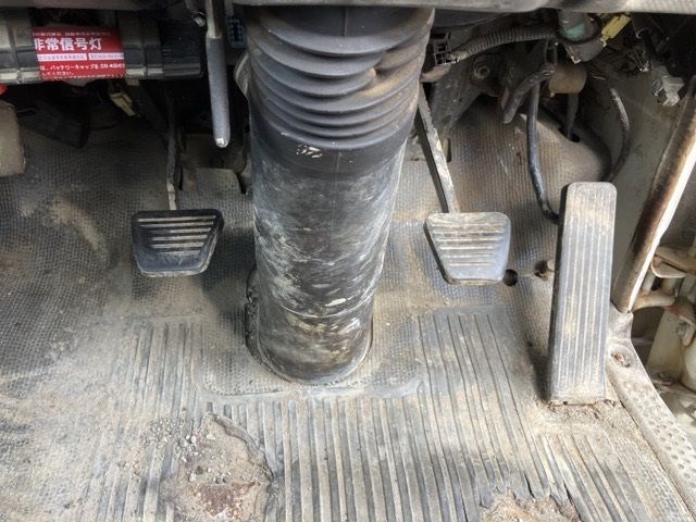 2007 Isuzu Elf dump auction photo 4