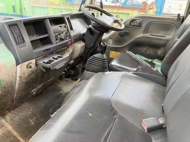 2007 Isuzu Elf dump auction photo 5