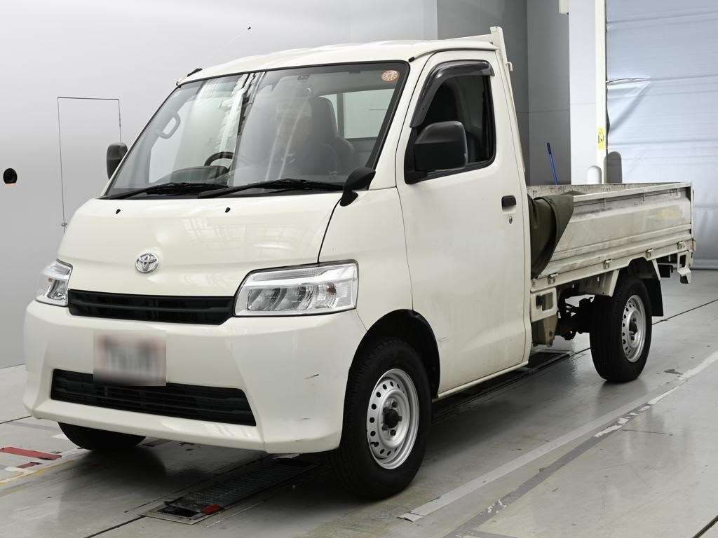 Japan Auction Vehicles 14 2021 Toyota TownAce Truck DX Xエディション auction photo