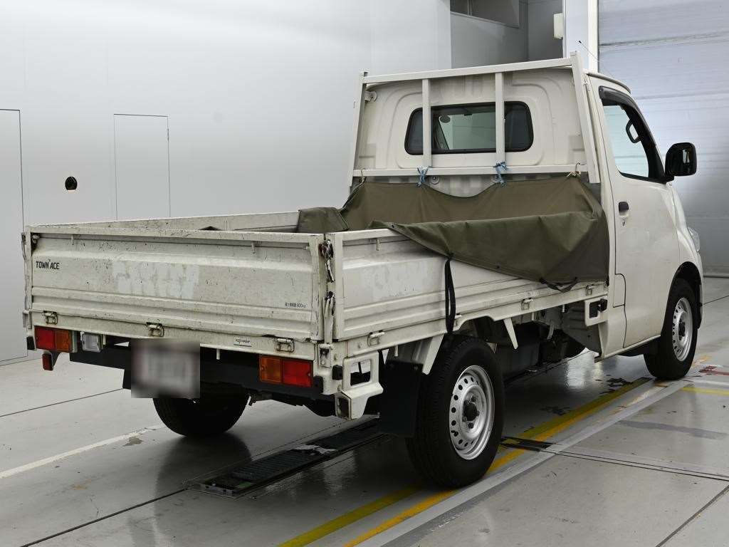 2021 Toyota TownAce Truck DX Xエディション auction photo 2