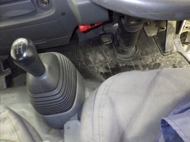 2017 Isuzu Elf dump auction photo 7
