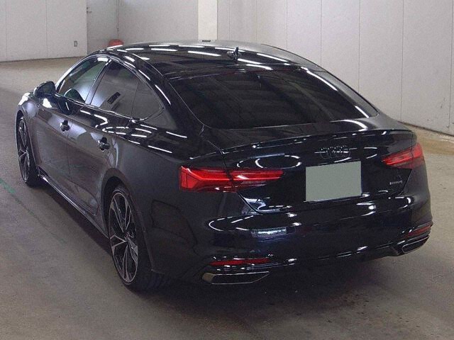 2023 Audi A5 Sportback ブラックスタイルプラス 4WD auction photo 2