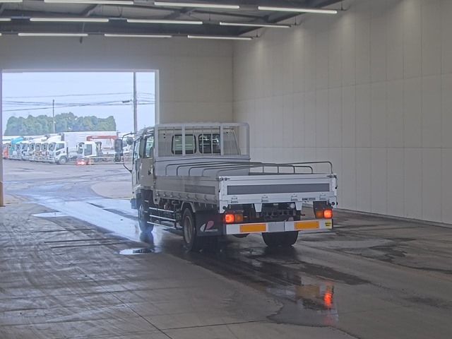 2006 Isuzu Forward Wキャブロジョウシケンシャ auction photo 2