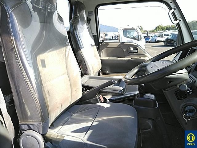 2012 Isuzu Elf auction photo 7