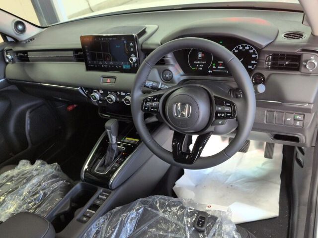 2026 Honda Vezel HV E:HEV Z auction photo 3