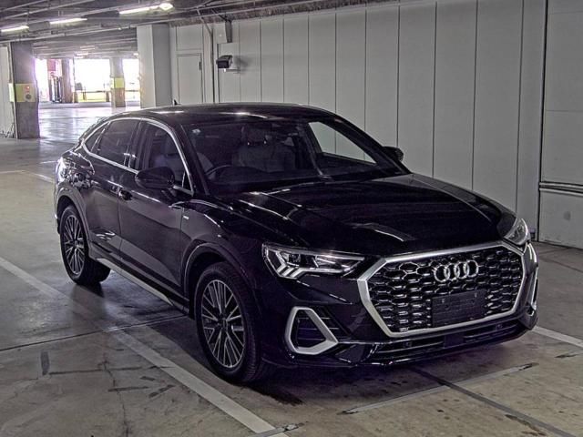 2021 Audi Q3 SB 35TFSI Sライン Japan auction vehicle