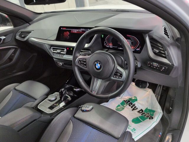 2021 BMW 1 Series 118i M Sport auction photo 3
