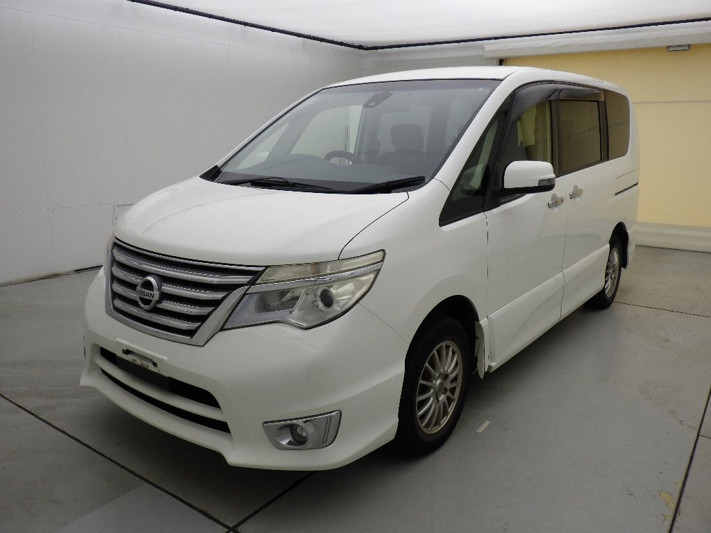 2015 Nissan Serena 4WD ハイウェイスターVセレクション+セーフティ auction photo 4