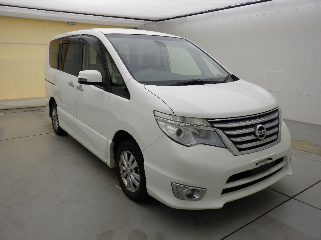 2015 Nissan Serena 4WD ハイウェイスターVセレクション+セーフティ Japan auction vehicle