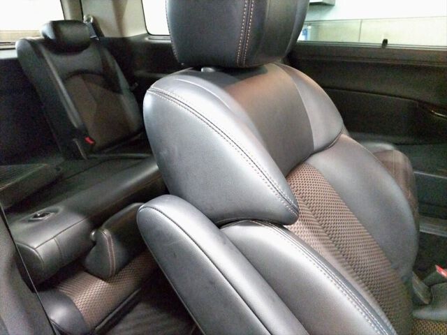 2011 Nissan Elgrand 250ハイウェイスター 4WD auction photo 6
