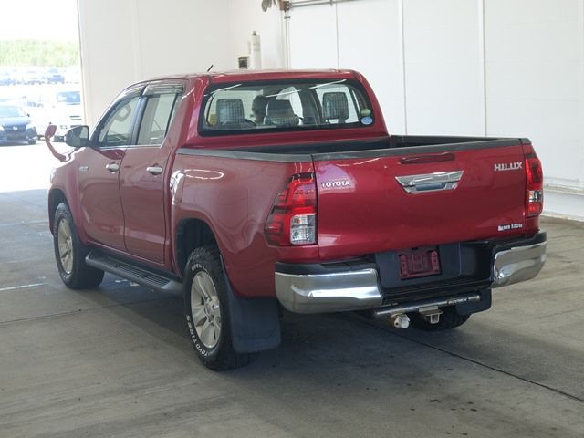 2018 Toyota Hilux 4WD Z auction photo 2