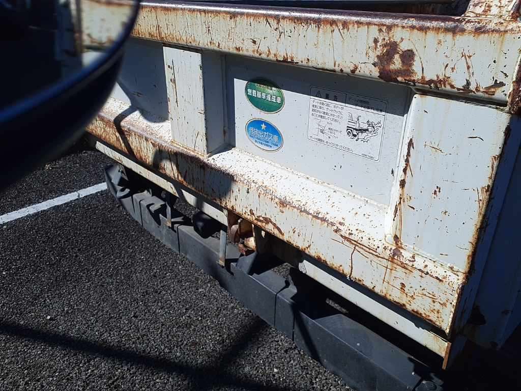 2012 Isuzu Elf auction photo 11