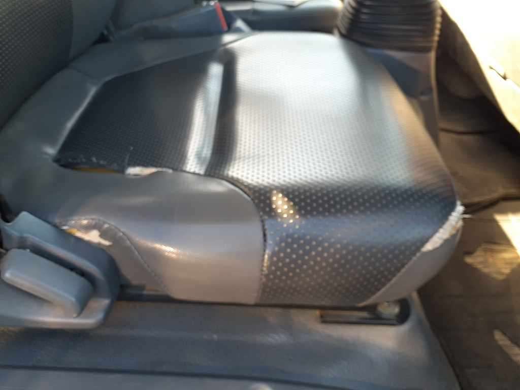 2012 Isuzu Elf auction photo 10