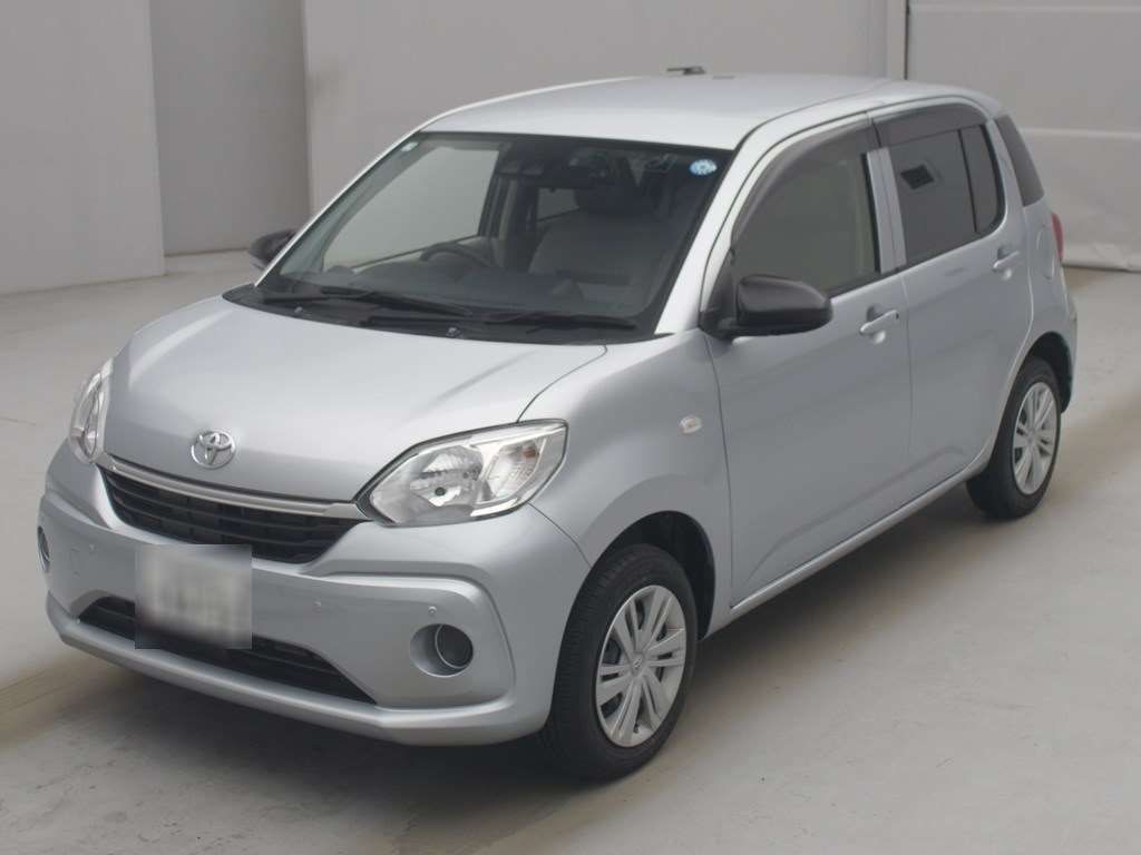 2023 Toyota Passo X 4WD Japan auction vehicle