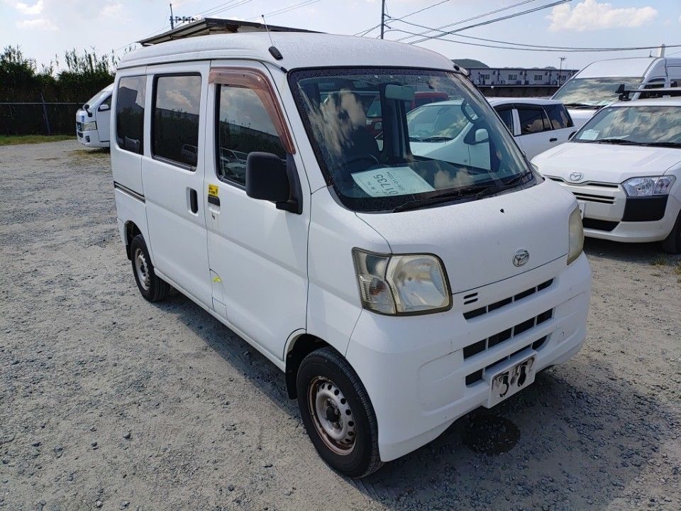 2012 Daihatsu ハイゼット カーゴ auction photo 4