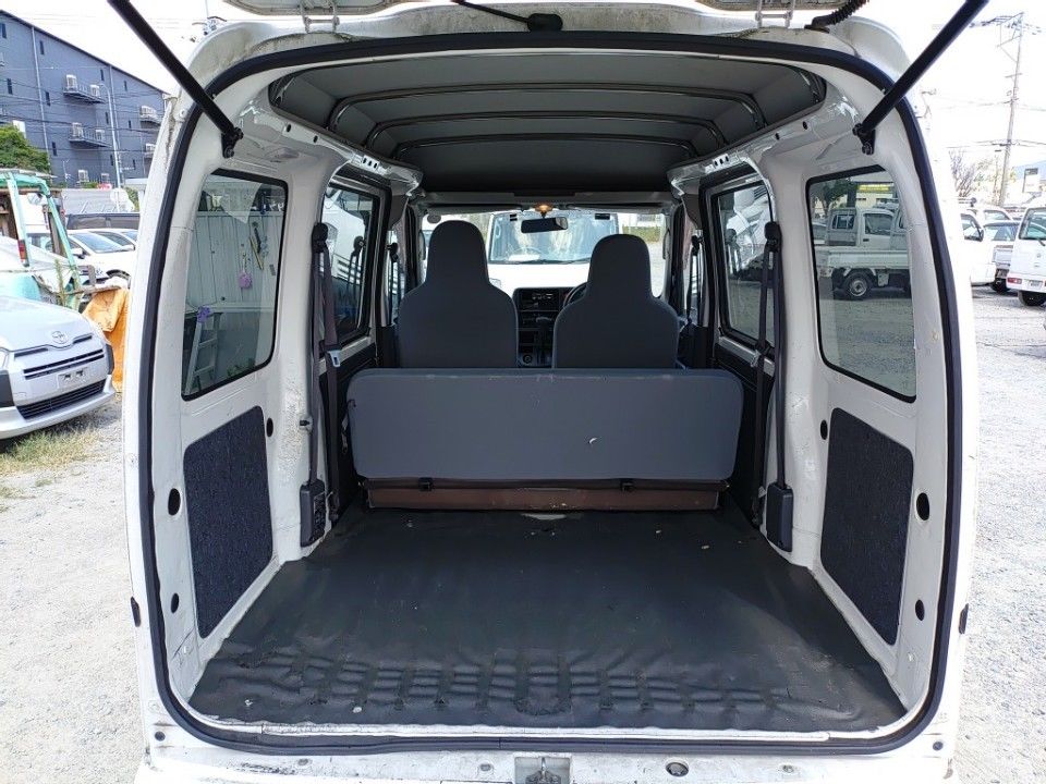 2012 Daihatsu ハイゼット カーゴ auction photo 8