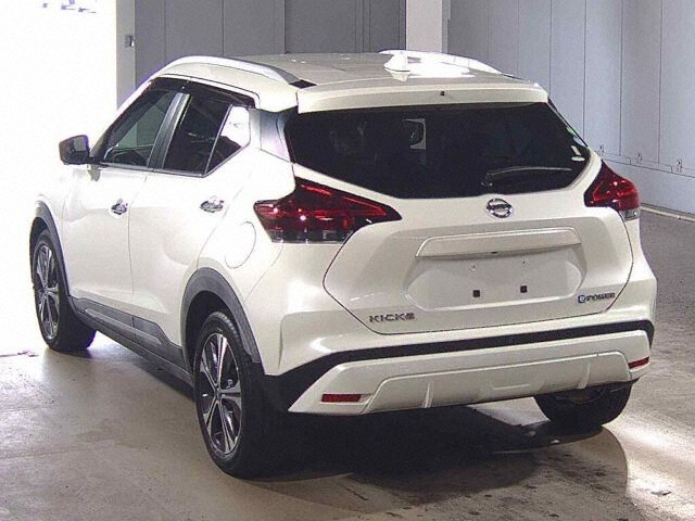 2021 Nissan Kicks X auction photo 2