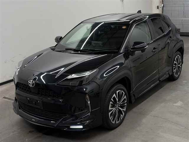 2023 Toyota Yaris Cross G 4WD auction photo 4