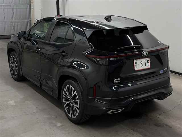 2023 Toyota Yaris Cross G 4WD auction photo 2