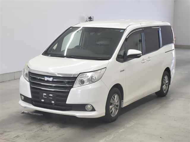 2016 Toyota Noah Hybrid G auction photo 4