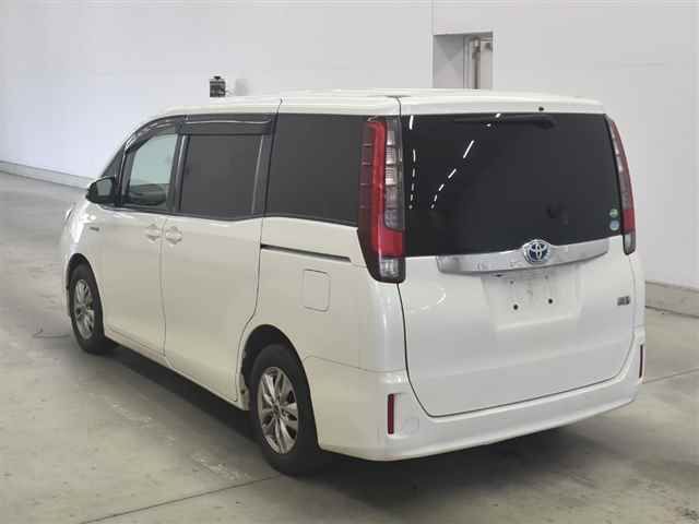 2016 Toyota Noah Hybrid G auction photo 2