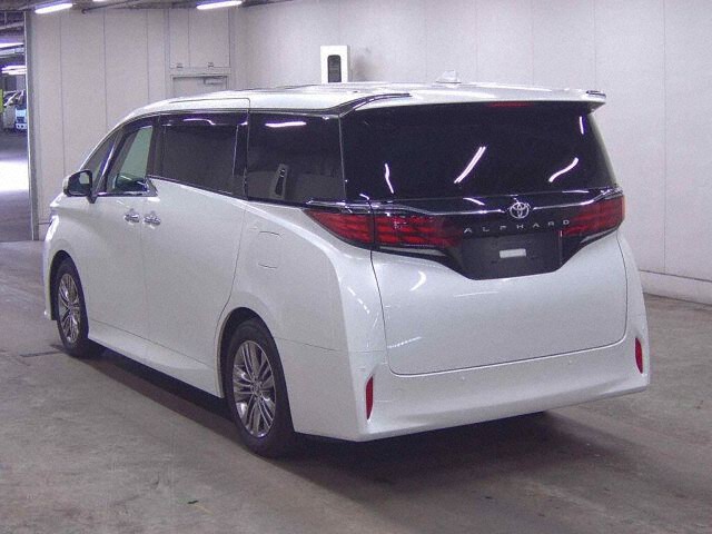2025 Toyota Alphard Z auction photo 2