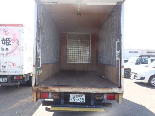 2016 Isuzu Elf 1.35t Panel Van 4WD auction photo 8