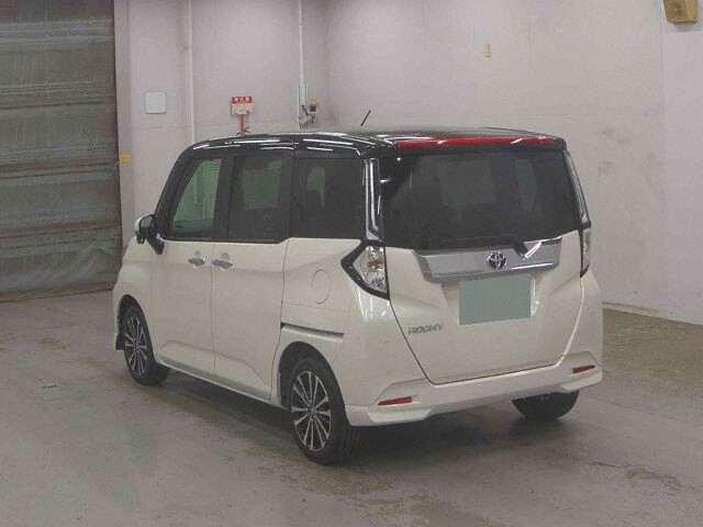 2026 Toyota Roomy Custom G-T auction photo 2