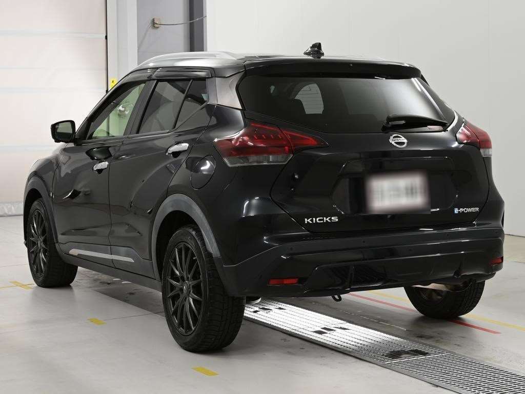 2021 Nissan Kicks X ツートーンインテリアエディション auction photo 6