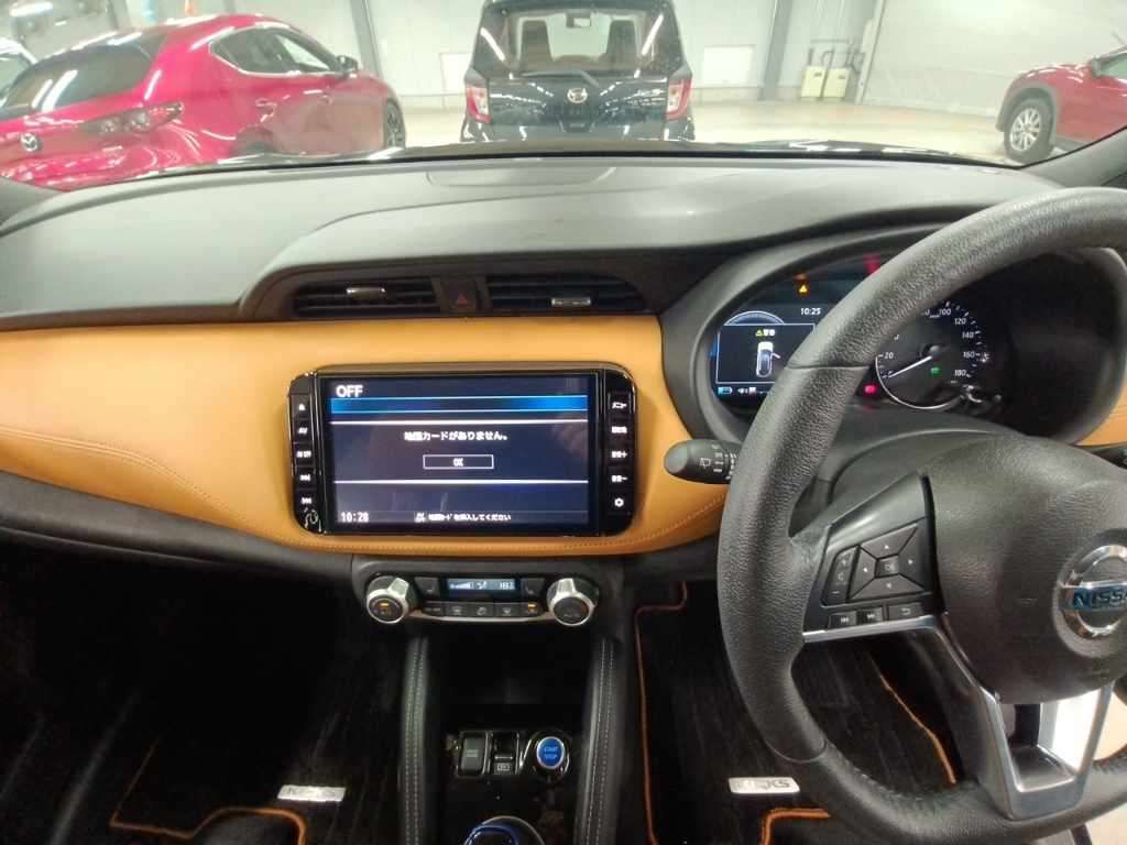 2021 Nissan Kicks X ツートーンインテリアエディション auction photo 11