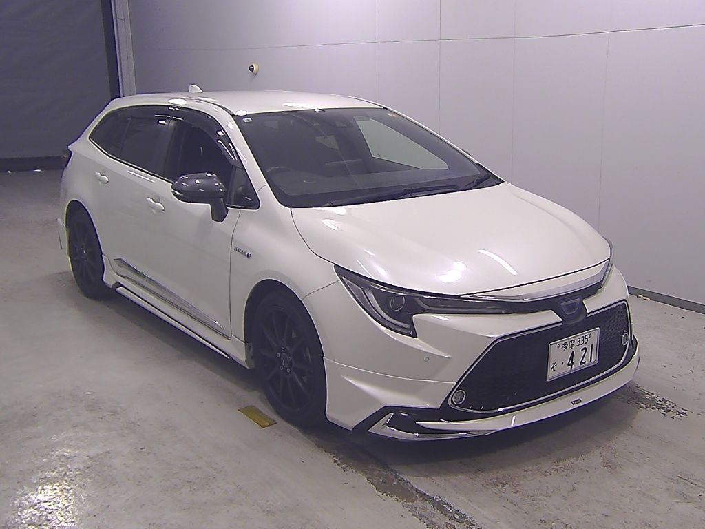 2020 Toyota Corolla Touring Hybrid W×B Japan auction vehicle