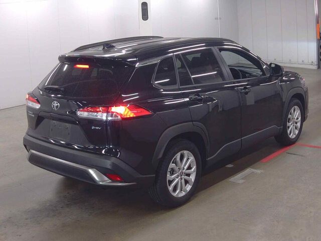 2025 Toyota Corolla Cross ハイブリッドS auction photo 5