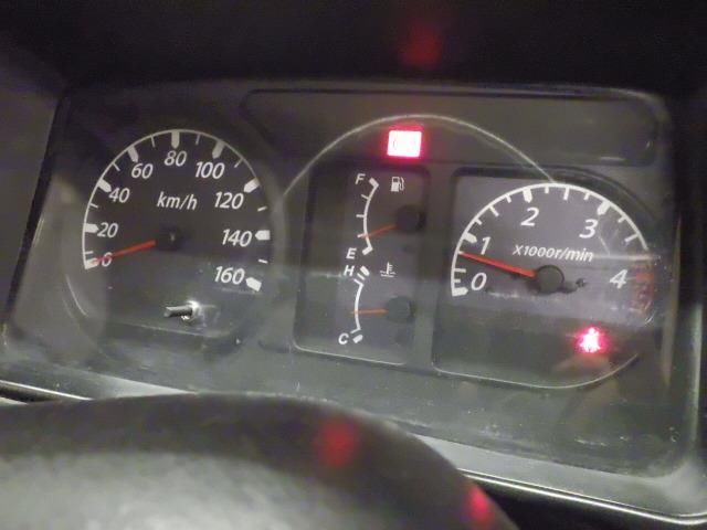 2004 Isuzu Elf バン auction photo 7
