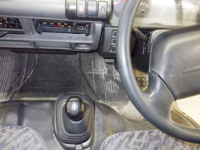 2004 Isuzu Elf バン auction photo 8