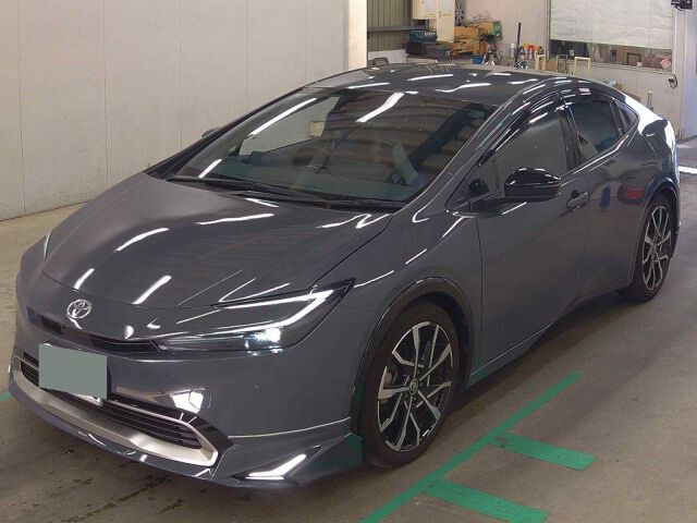 2024 Toyota Prius PHEV Z auction photo 4