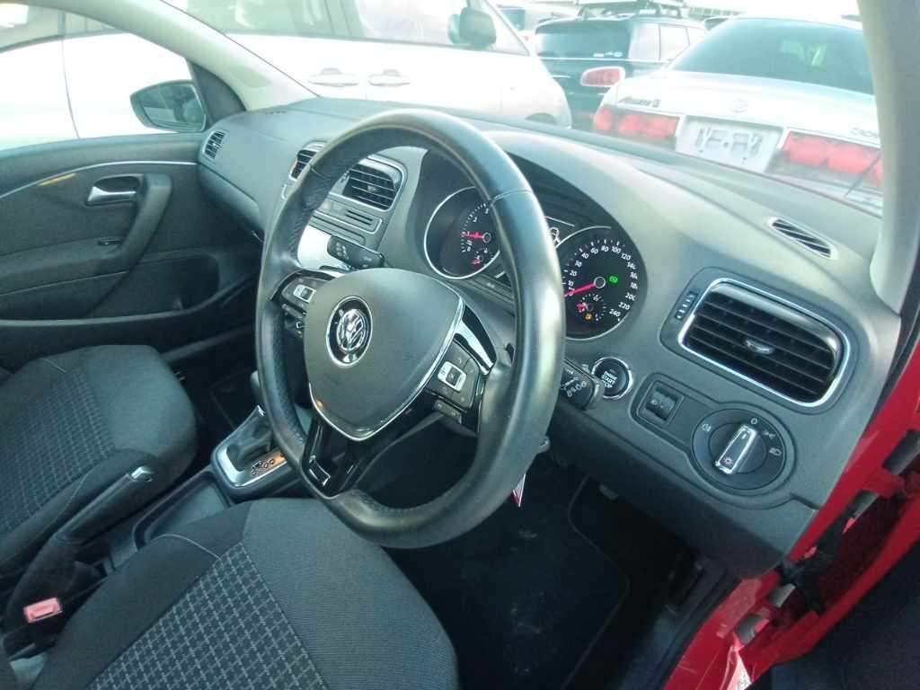 2014 Volkswagen VW ポロ TSIコンフォートライン auction photo 9