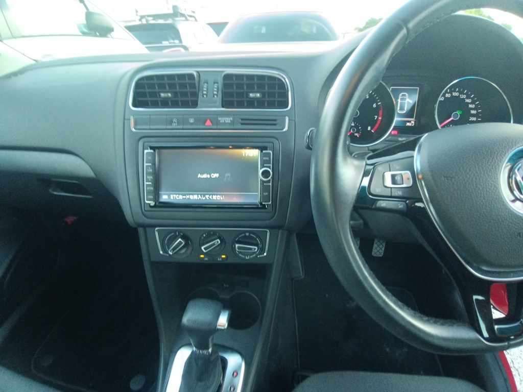 2014 Volkswagen VW ポロ TSIコンフォートライン auction photo 11