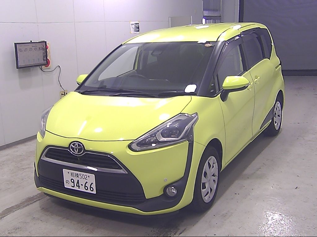 2016 Toyota Sienta G 7 people auction photo 4
