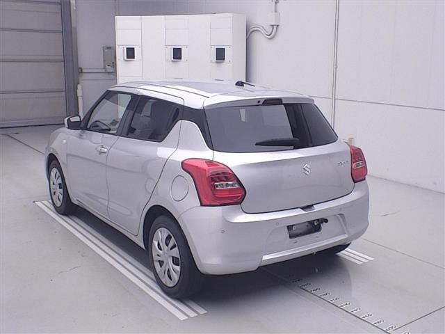 2021 Suzuki Swift XG auction photo 2