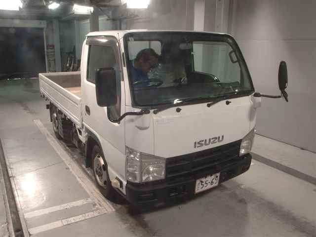 Japan Auction Vehicles 10 2009 Isuzu Elf 4WD 1.5t Flatbed auction photo