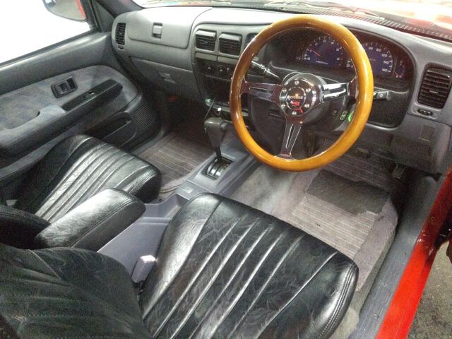2001 Toyota Hilux Extra Cab auction photo 3